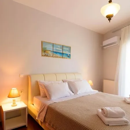 Elli's Apartment *