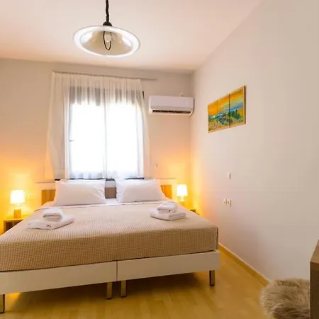 Elli's Agios Nikolaos (Crete)